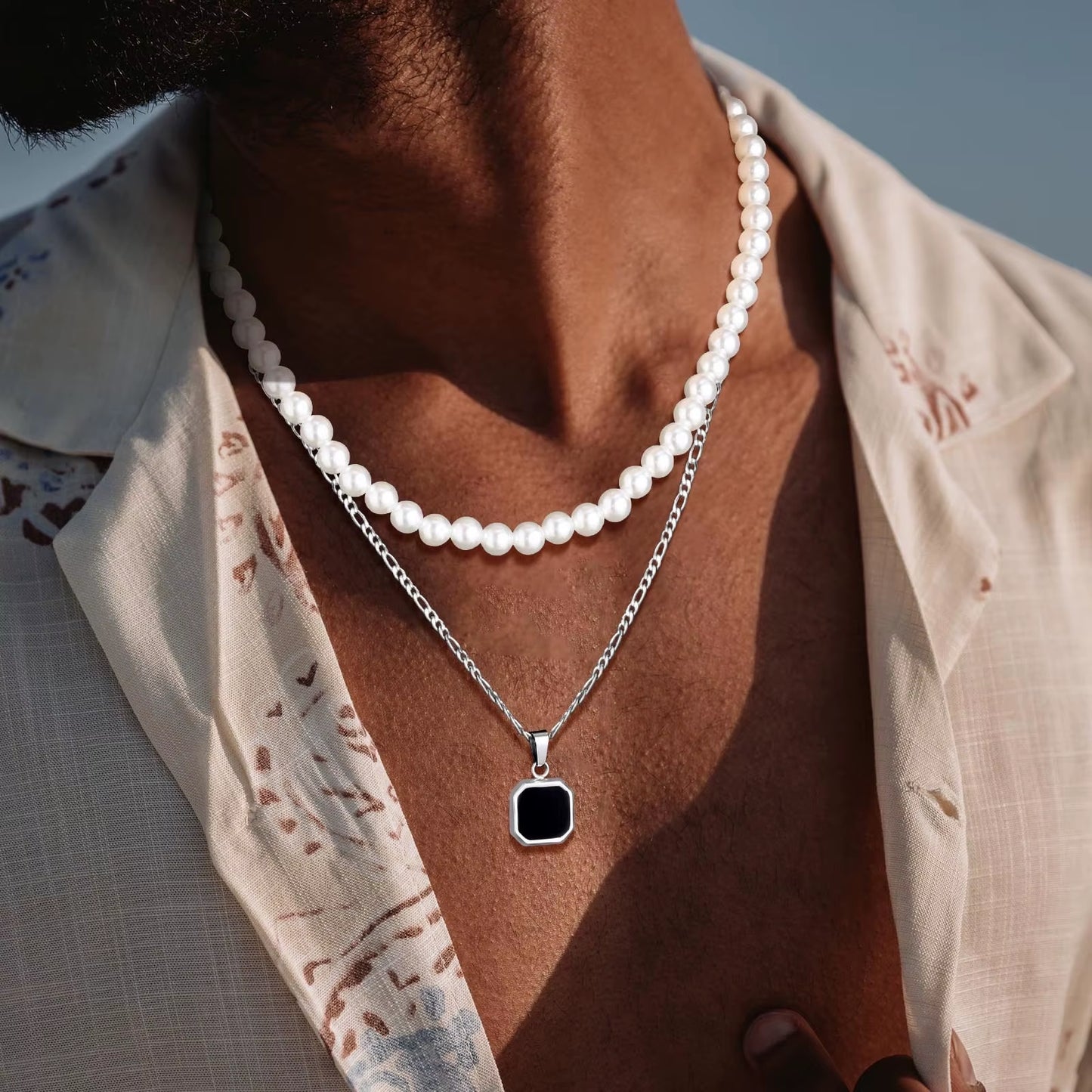 Pearl & Noir Pendant 